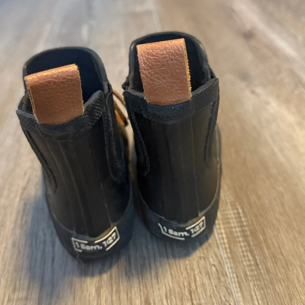 Pine Boots from Urban Pines Company, with natural rubber and vegan leather.